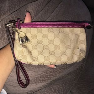 AUTHENTIC GUCCI Jolicoeur Wristlet
